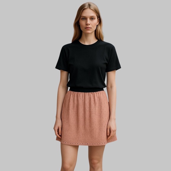 LOFT Dresses & Skirts - LOFT Eyelet Skirt Black Waistband Lined A-Line Casual Pink Size 8